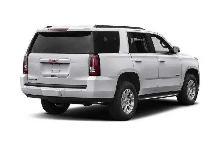 $19590 : GMC Yukon 2017 4x2 SLE 4dr S image 2