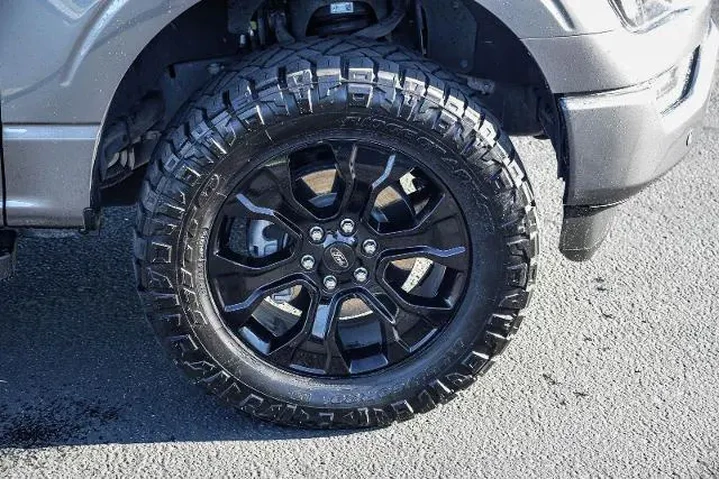 $39995 : Ford F-150 2022 4x4 XLT 4dr image 9