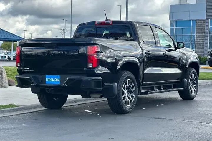 $37995 : Chevrolet Colorado 2024 4x4 image 2