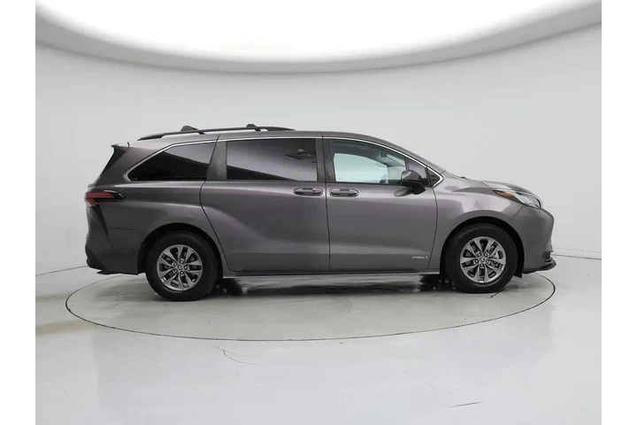$35998 : Toyota Sienna 2021 LE 8-Pass image 7