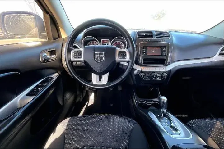 $9029 : Dodge Journey 2016 SXT 4dr S image 5
