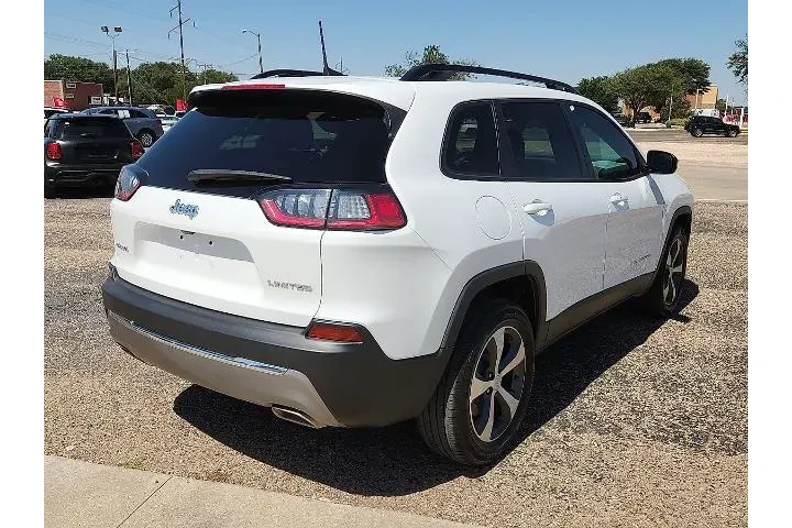 $27990 : Jeep Cherokee 2022 4x4 Limit image 3