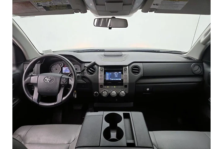 $30998 : Toyota Tundra 2014 4x4 SR 4d image 9