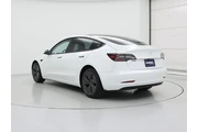 $21998 : Tesla Model 3 2022 4dr Sedan thumbnail