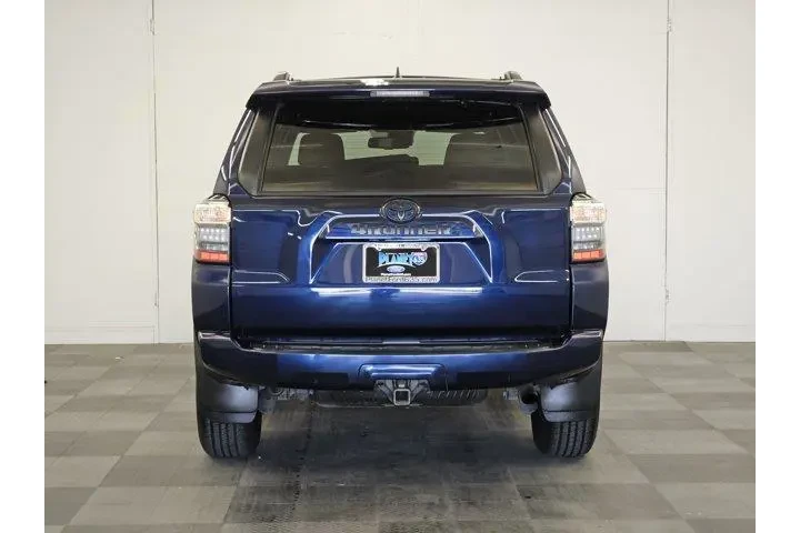 $34879 : Toyota 4Runner 2023 4x2 SR5 image 6