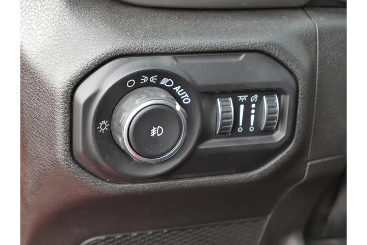 $31496 : Jeep Wrangler Unlimited 2020 image 5