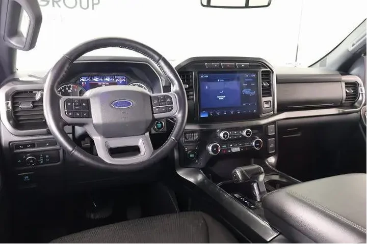 $39244 : Ford F-150 2022 4x4 XLT 4dr image 2