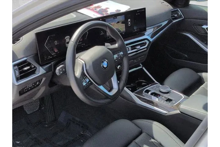$32084 : BMW 3 Series 2023 330i 4dr S image 10