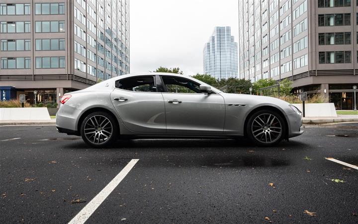 $20000 : 2014 MASERATI GHIBLI image 3