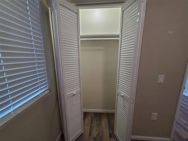 $950 : Clean Home Belhaven Ave, LA image 3