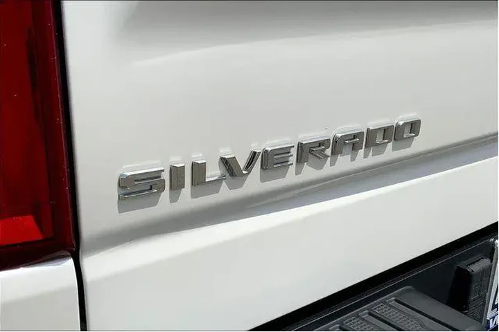 $37985 : Chevrolet Silverado 1500 202 image 8