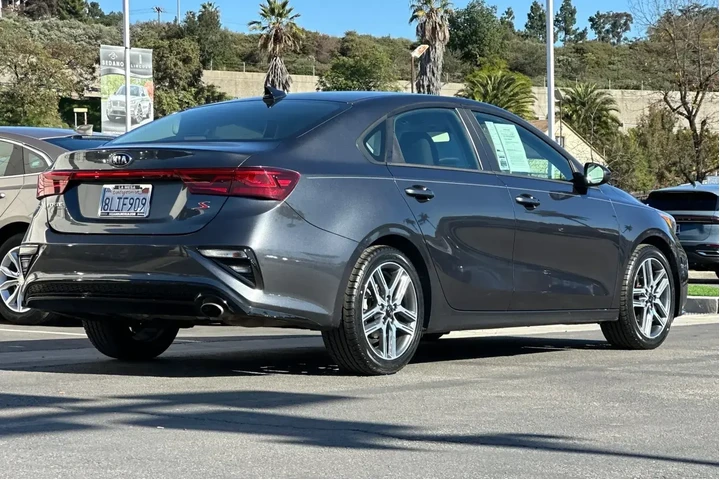 $13900 : Kia Forte 2019 S 4dr Sedan image 3