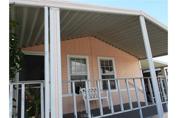 $1200 : Cozy 1-Bedroom and 1-Bathroom image 2