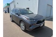 Toyota Highlander 2023 LE 4d en Kings County
