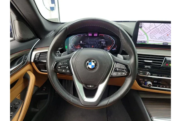 $31998 : BMW 5 Series 2022 530i 4dr S image 10