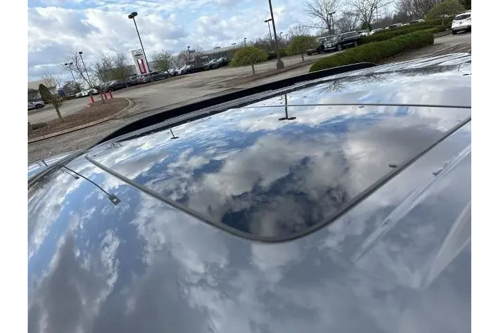 $35000 : Ford Explorer 2023 AWD XLT 4 image 2