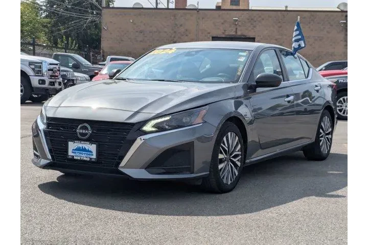 $19999 : Nissan Altima 2024 2.5 SV 4d image 8