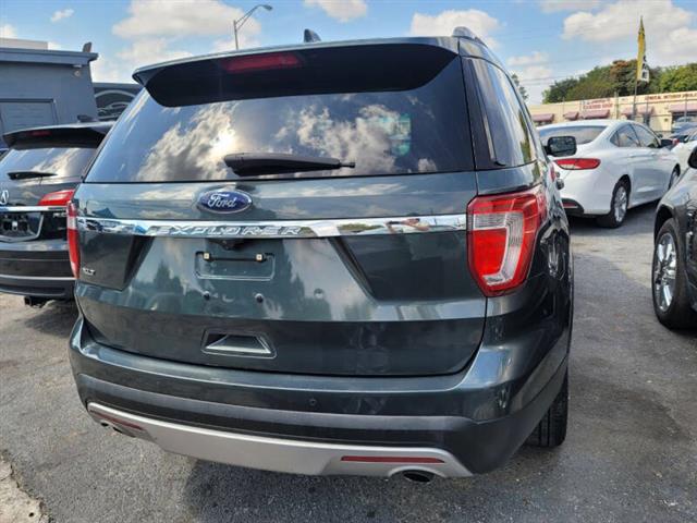 $9850 : 2016 Explorer XLT image 10