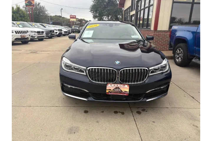 $19950 : 2016 BMW 7 Series 750i xDrive image 4
