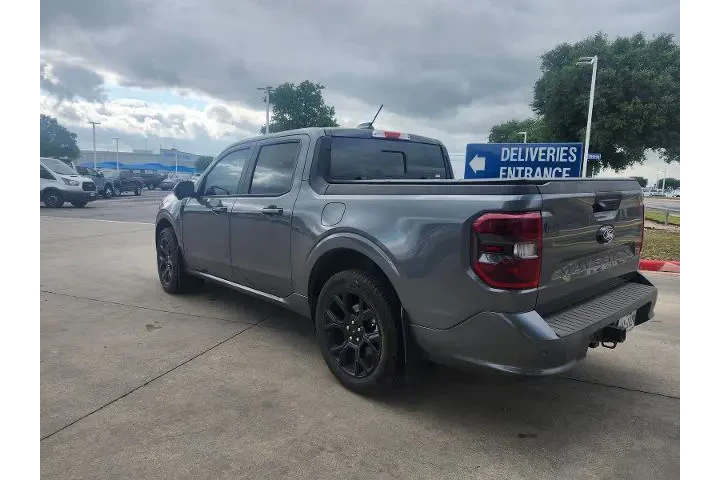 $38995 : Ford Maverick 2025 AWD Lobo image 5