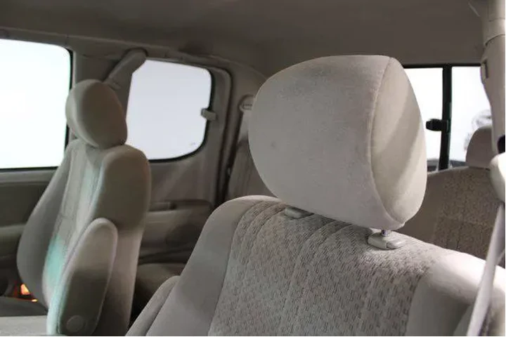 $9900 : Toyota Tundra 2006 SR5 4dr A image 5