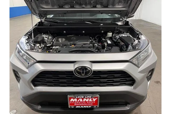 $26330 : Toyota RAV4 2019 AWD XLE 4dr image 9