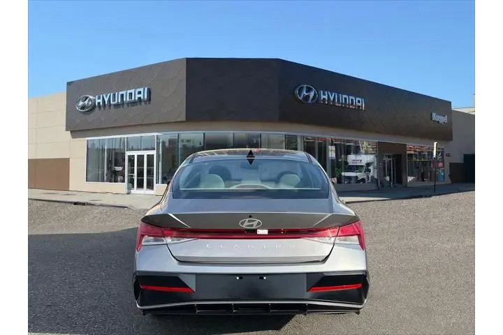 $19995 : Hyundai ELANTRA 2024 SEL 4dr image 5