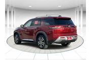 $29969 : Nissan Pathfinder 2023 Plati thumbnail