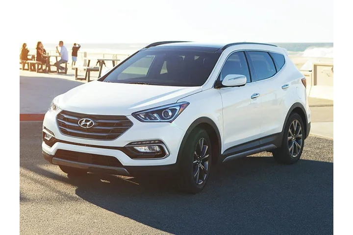$12923 : Hyundai SANTA FE Sport 2017 image 1