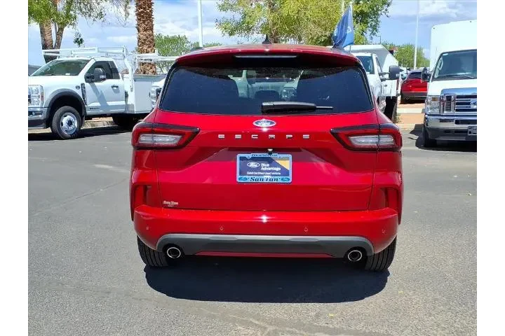 $26852 : Ford Escape 2024 ST-Line 4dr image 5