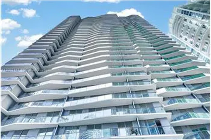 $5500 : Rental property with 1 bedro image 1