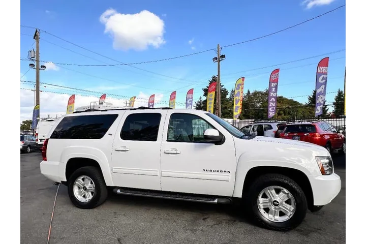 $11995 : 2013 Suburban LT image 4