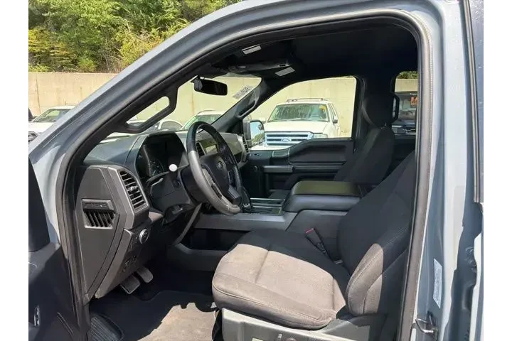 $29790 : Ford F-150 2020 4x4 XL 4dr S image 9