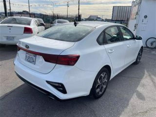 $12995 : 2019 KIA FORTE2019 KIA FORTE image 9