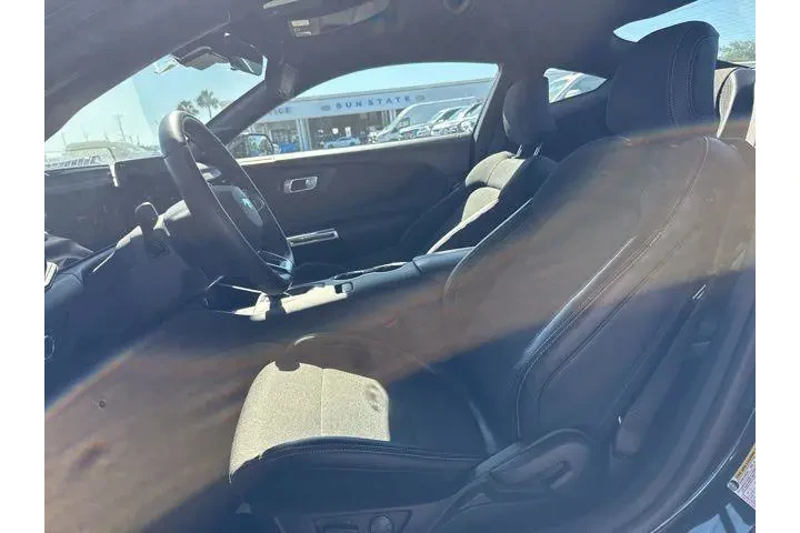 $29197 : Ford Mustang 2024 EcoBoost P image 8