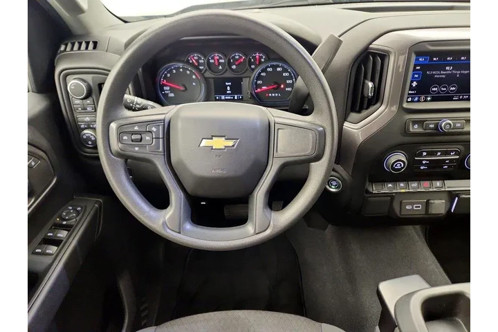 $31998 : Chevrolet Silverado 1500 202 image 10