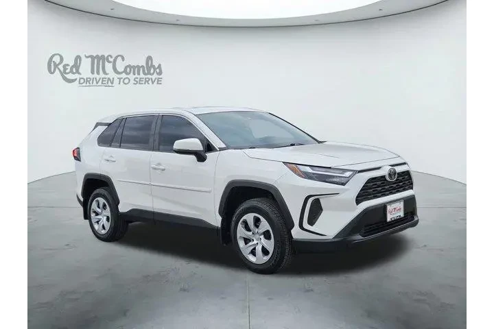 $28000 : Toyota RAV4 2024 LE 4dr SUV image 1