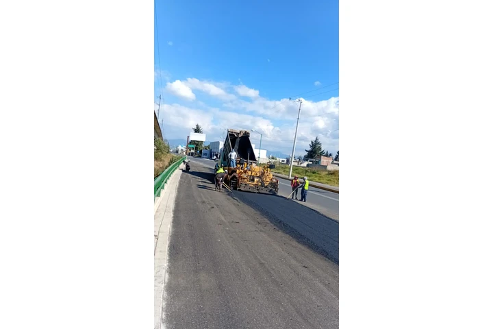 Acarreos maquinaria vicam image 2