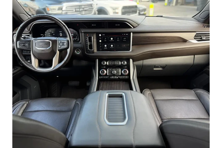 2022 GMC Yukon Denali 2WD image 9
