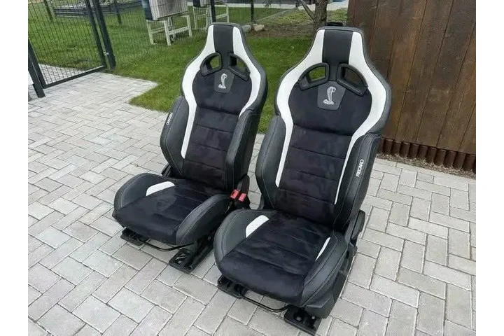 $2500 : 2015+ Mustang Recaro seats image 1