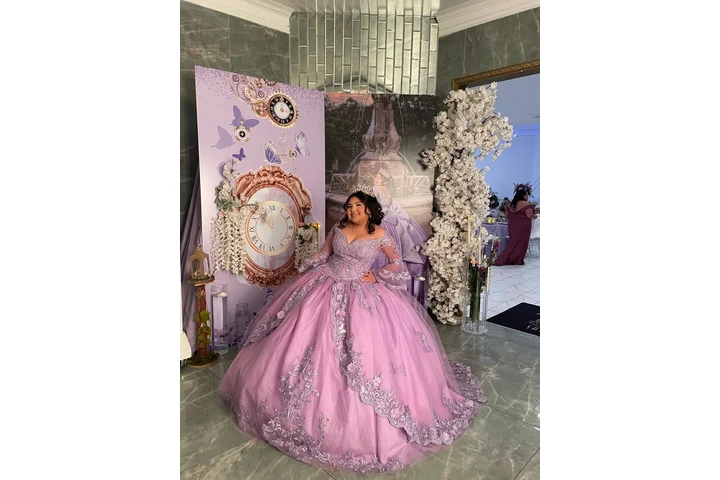 Salon de fiestas 100 a 300 image 10