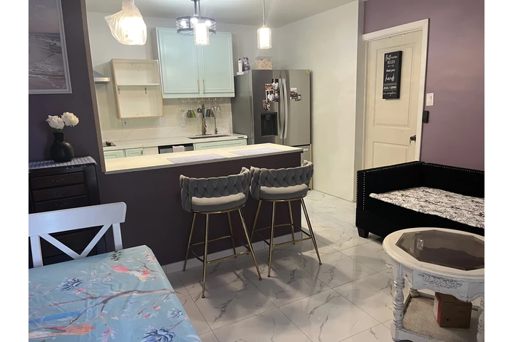 $2400 : Casa image 3