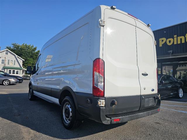 $15900 : 2016 Transit image 4