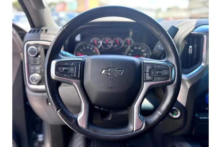 2021 Silverado 1500 4WD Crew image 10