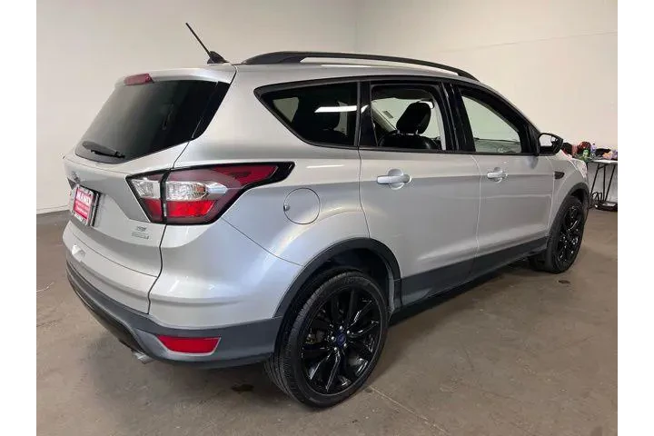 $10556 : Ford Escape 2018 SE 4dr SUV image 3