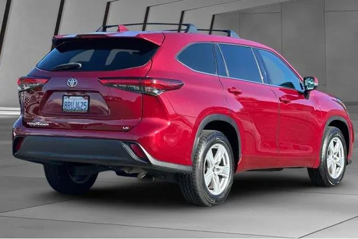 $25000 : Toyota Highlander 2020 LE 4d image 4