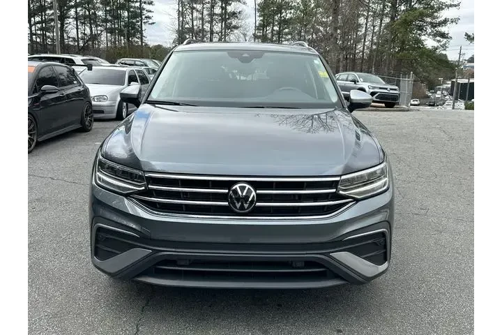 $21978 : Volkswagen Tiguan 2024 Wolfs image 2