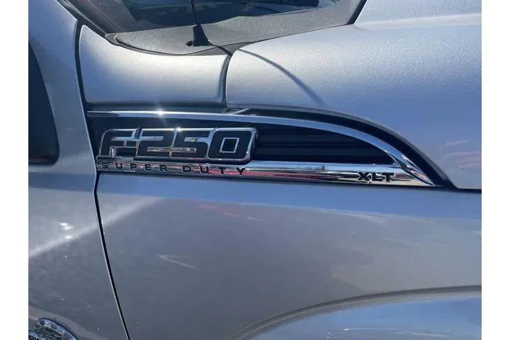 $28500 : Ford F-250 Super Duty 2015 4 image 6