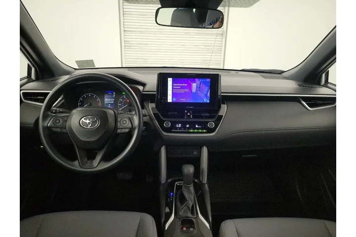 $31998 : Toyota Corolla Cross Hybrid image 9