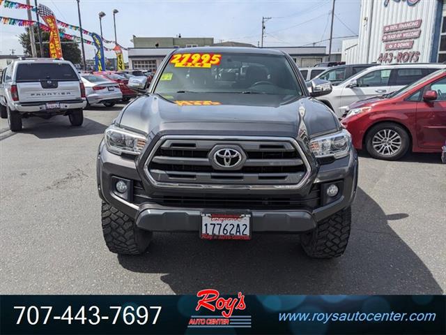 2016 Tacoma Limited 4WD Truck image 5